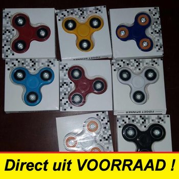 FIDGET SPINNERS (20 pcs)